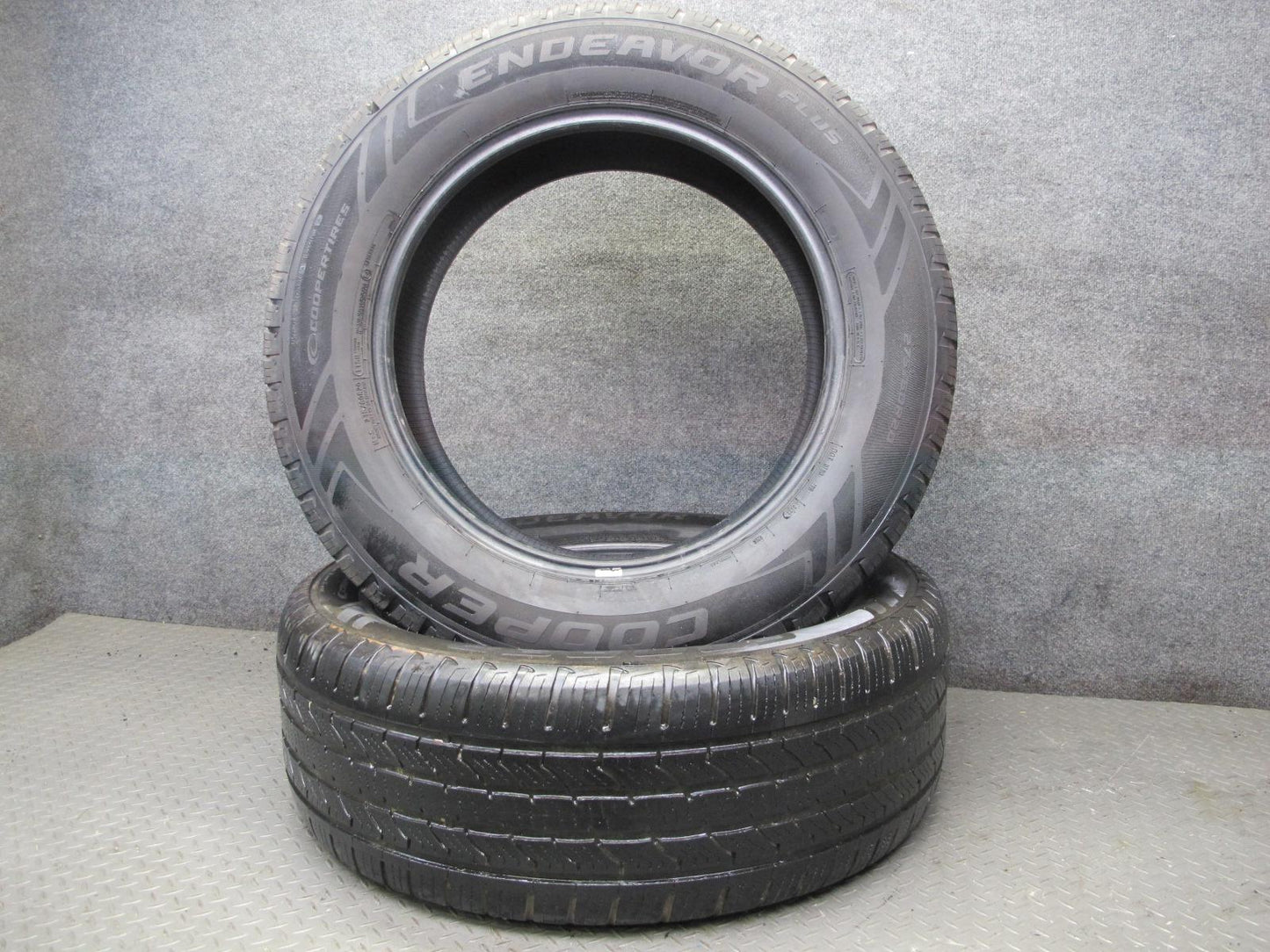 Set of 2 Cooper Endeavor Plus A/S Tire 275/60 R20 115H 3622 4723 4/32 Tread