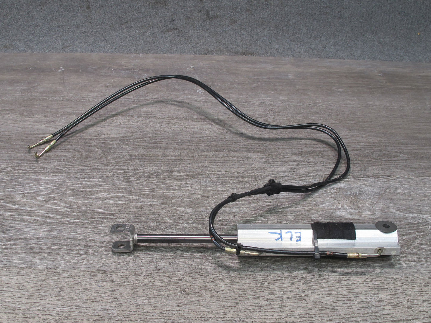 05-11 Mercedes R171 SLK Convertible Set of 2 TOP Roof Main Lift Cylinder OEM