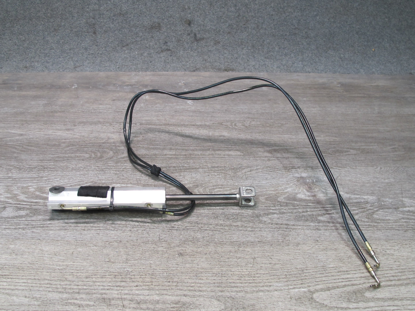 05-11 Mercedes R171 SLK Convertible Set of 2 TOP Roof Main Lift Cylinder OEM