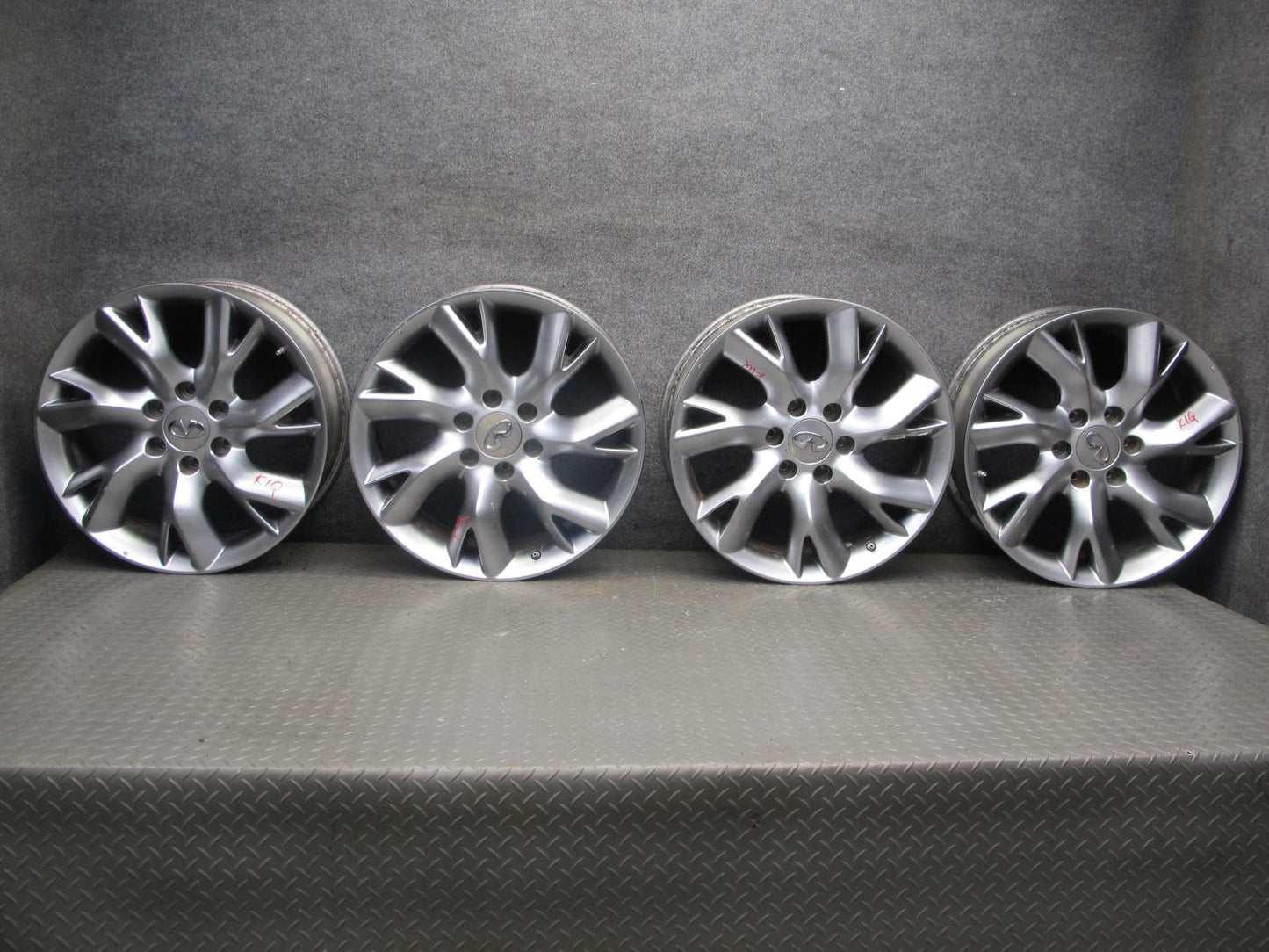 2011-2014 Infiniti QX56 QX80 Factory 20" R20 Alloy Wheel Rim 20x8J ET30 Set of 4