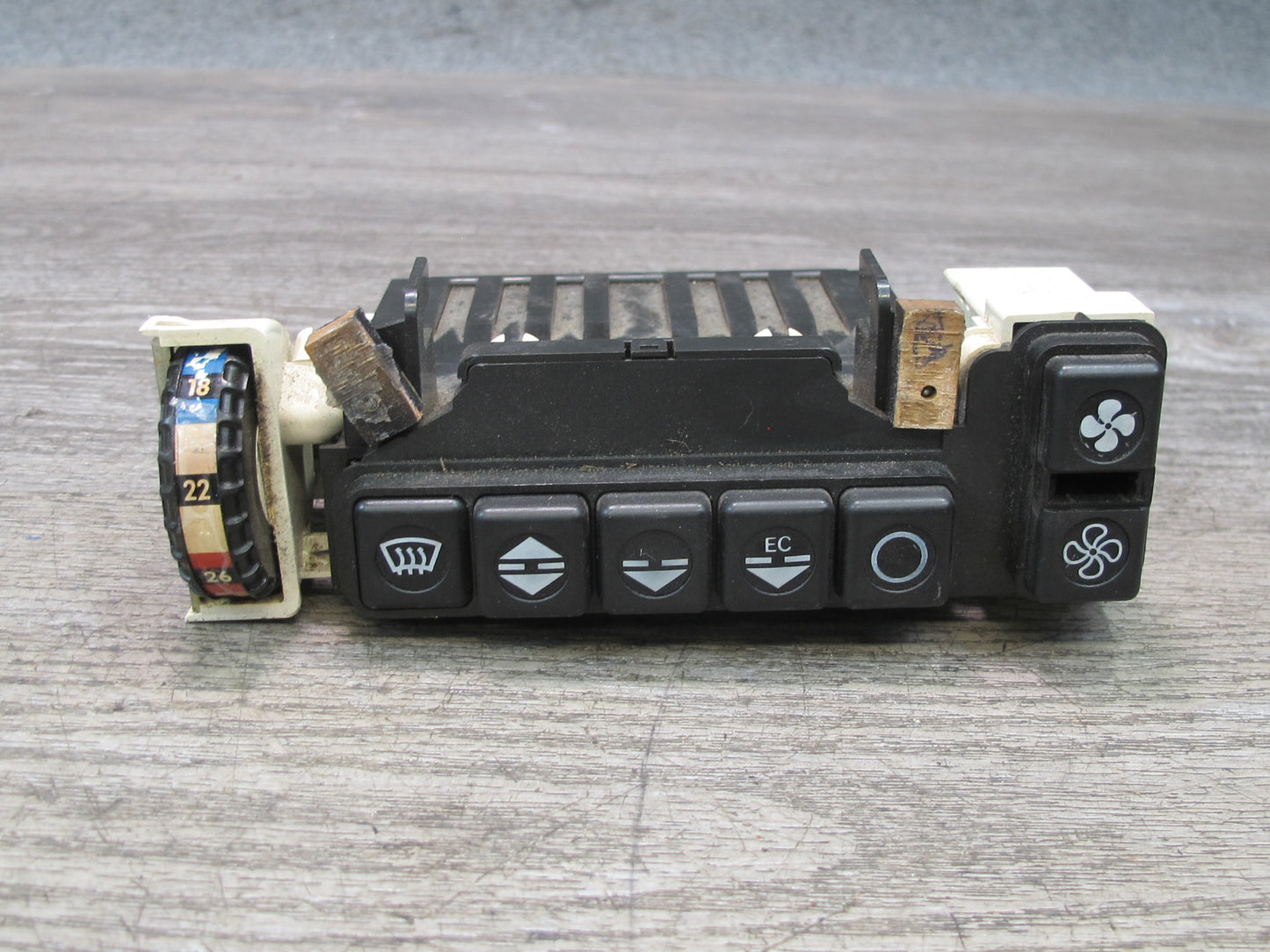 81-85 Mercedes R107 380SL A/C Heater Climate Control Switch Panel 1078302685 OEM