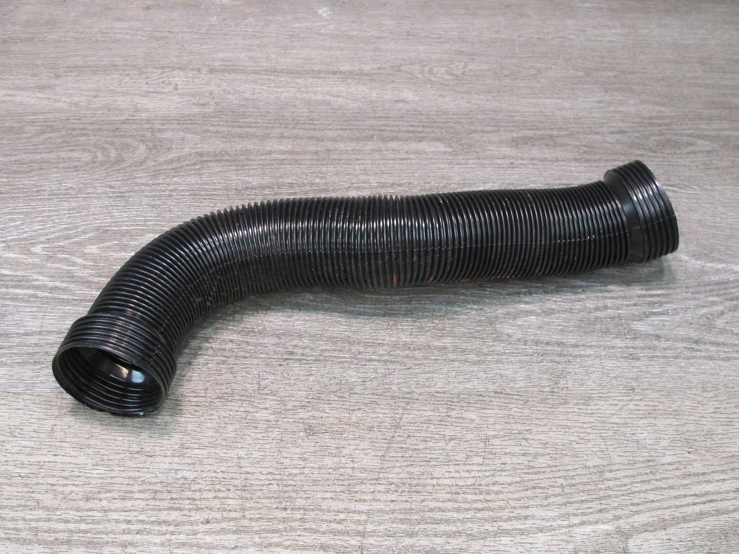 73-85 Mercedes R107 Set of 2 Dash Air Vent Hose Pipe Line OEM