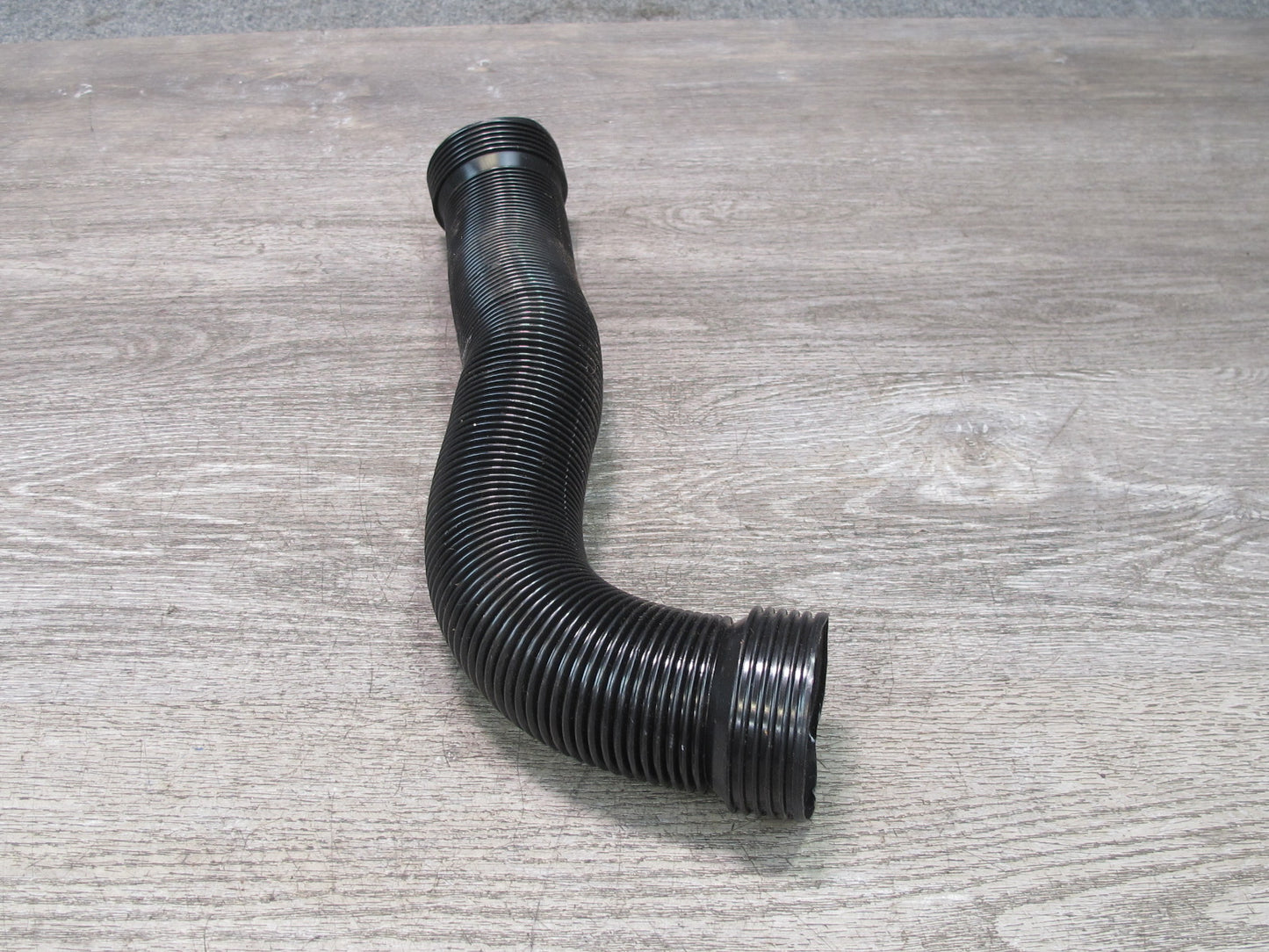 73-85 Mercedes R107 Set of 2 Dash Air Vent Hose Pipe Line OEM