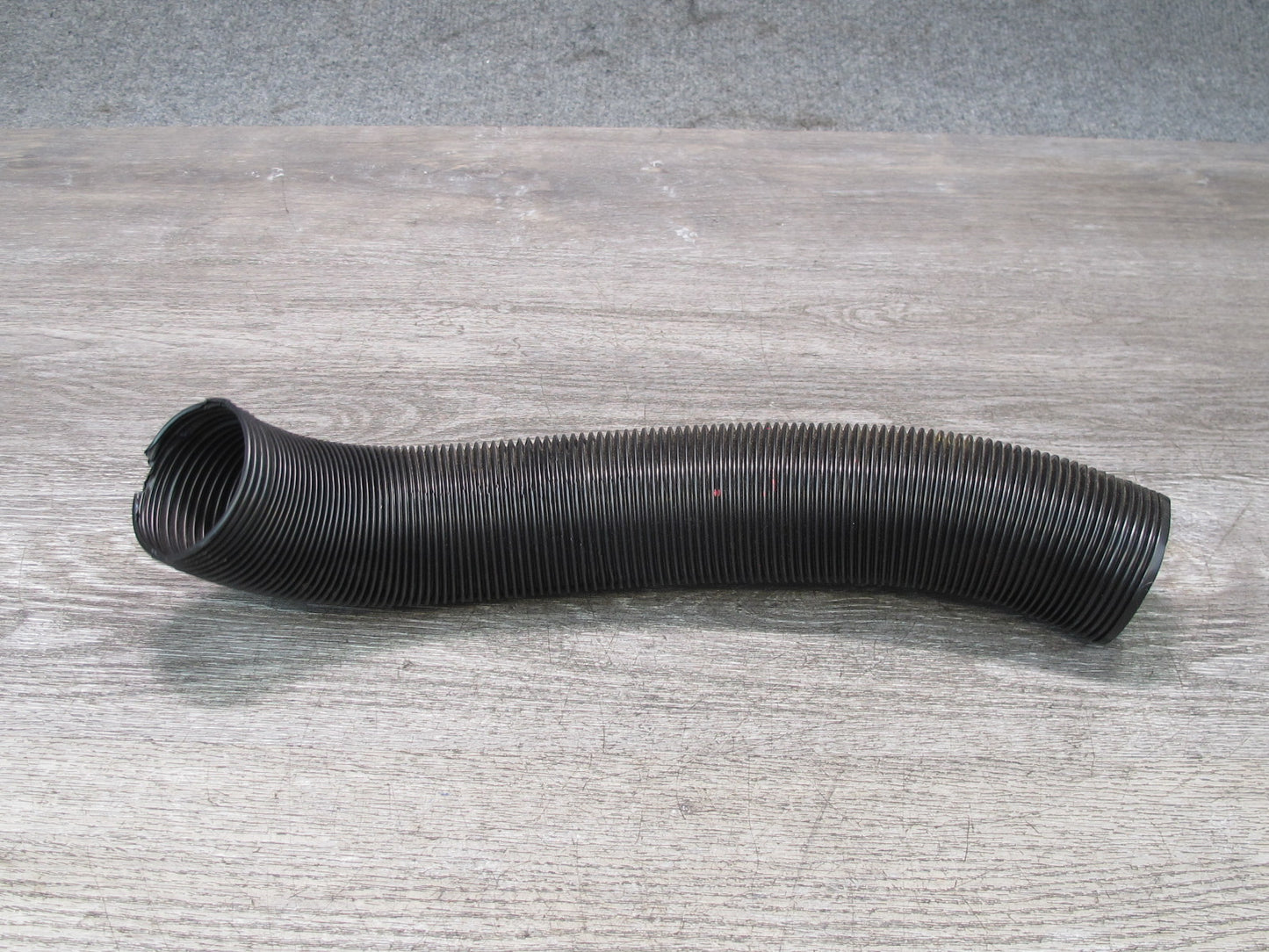 73-85 Mercedes R107 Set of 2 Dash Air Vent Hose Pipe Line OEM