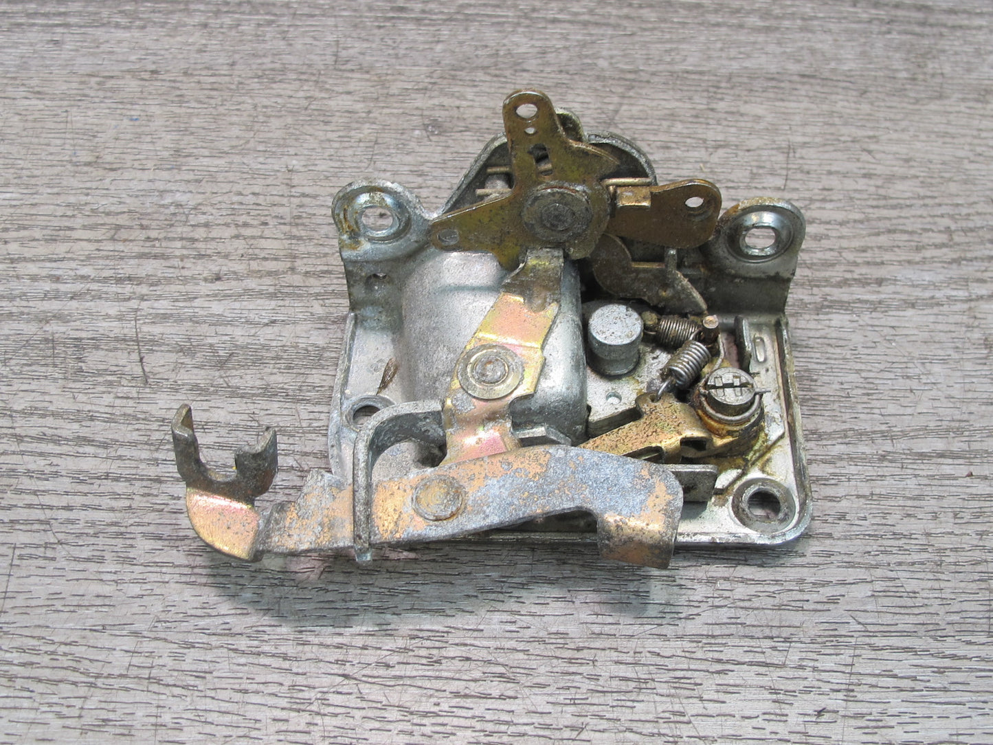 73-85 Mercedes R107 Front Right Passenger Door Lock Latch Actuator OEM