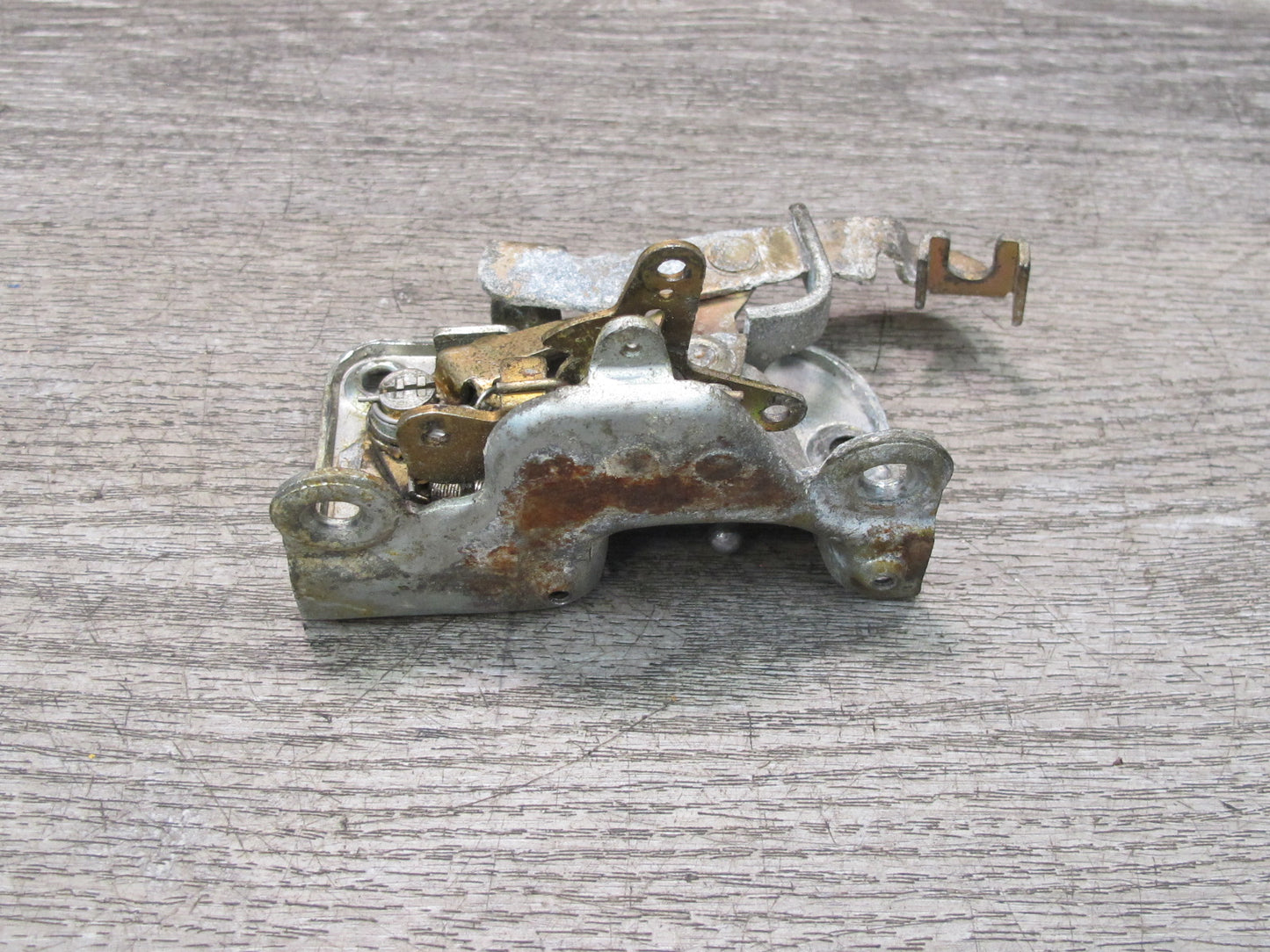 73-85 Mercedes R107 Front Right Passenger Door Lock Latch Actuator OEM