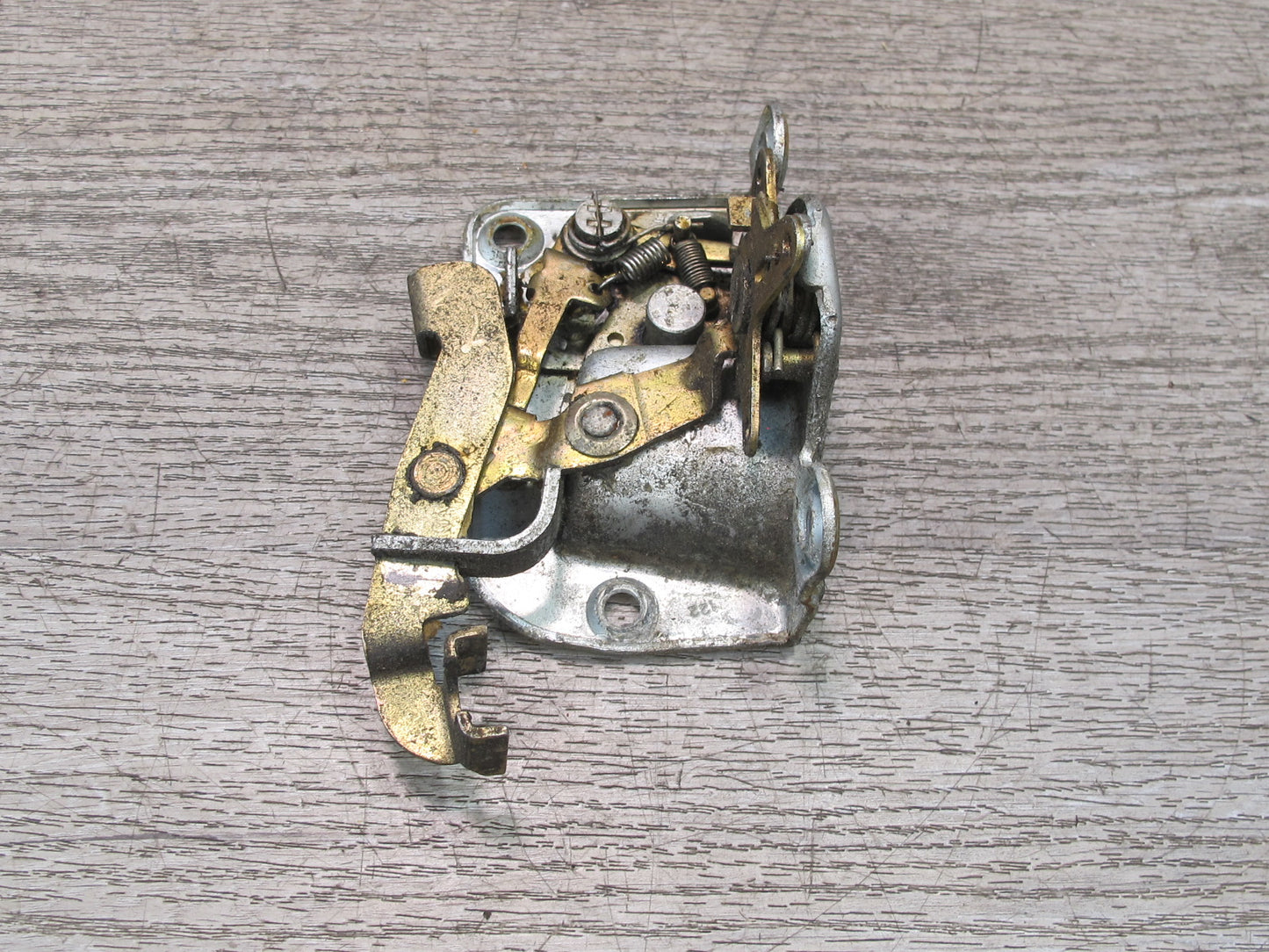 73-85 Mercedes R107 Front Left Driver Door Lock Latch Actuator OEM