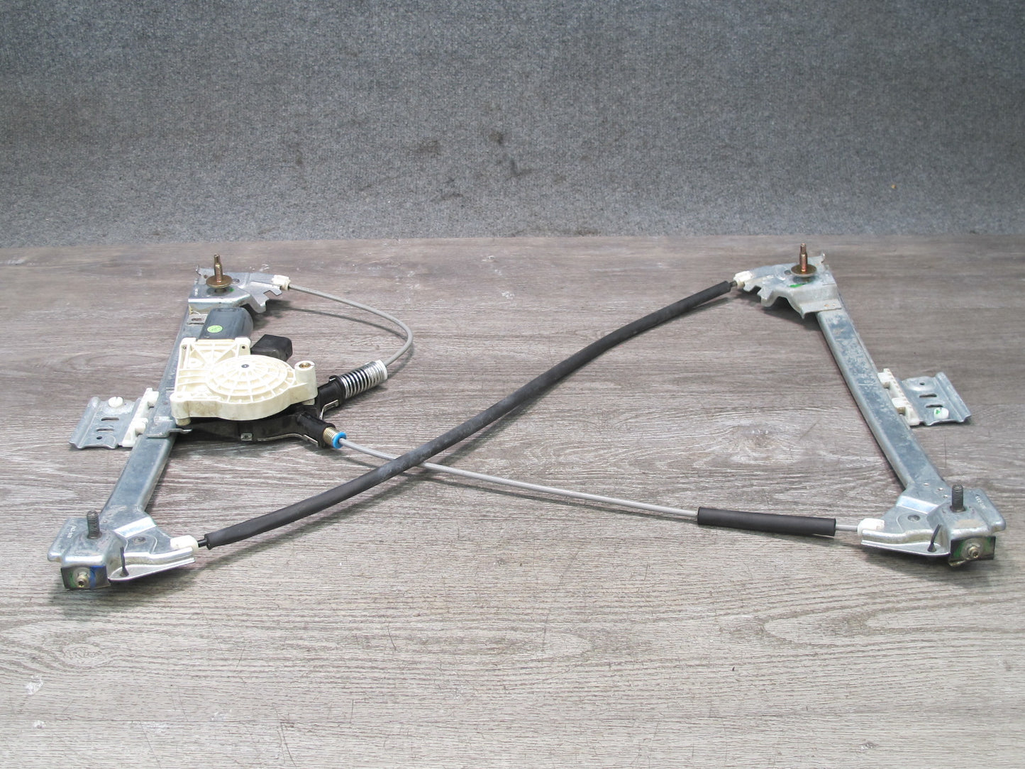 03-06 Chevrolet SSR Front Left Driver Door Window Regulator w Motor OEM