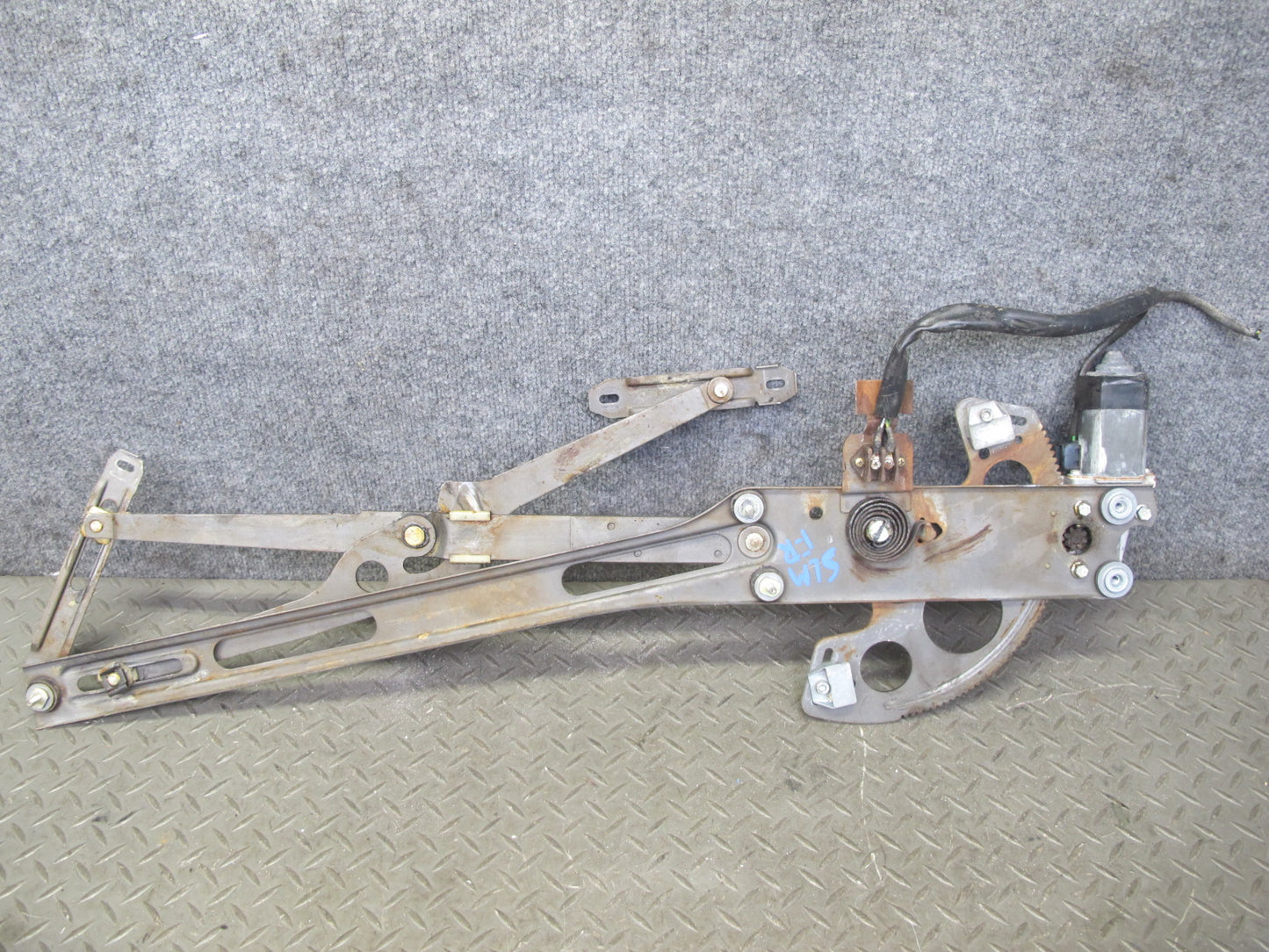 73-85 Mercedes R107 Front Right Passenger Door Window Regulator w Motor OEM