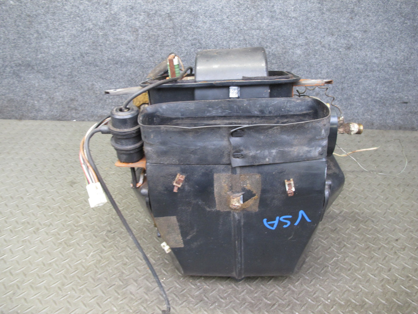 86-89 Volkswagen VW Scirocco Hvac A/C Heater Core Blower Box Assembly OEM