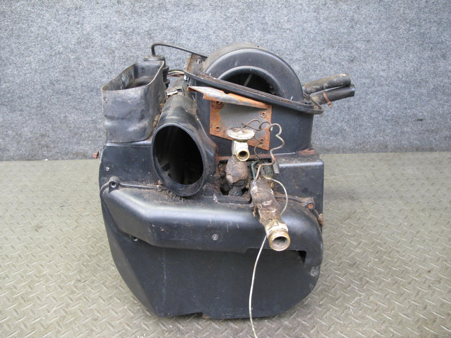 86-89 Volkswagen VW Scirocco Hvac A/C Heater Core Blower Box Assembly OEM