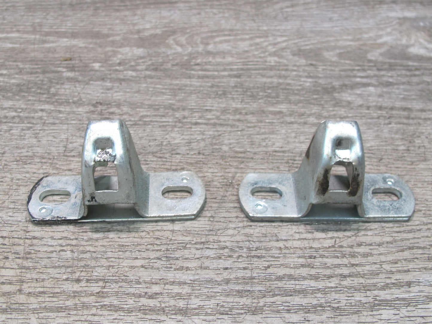 73-89 Mercedes R107 Convertible Soft TOP Lid Cover Latch Striker Set OEM