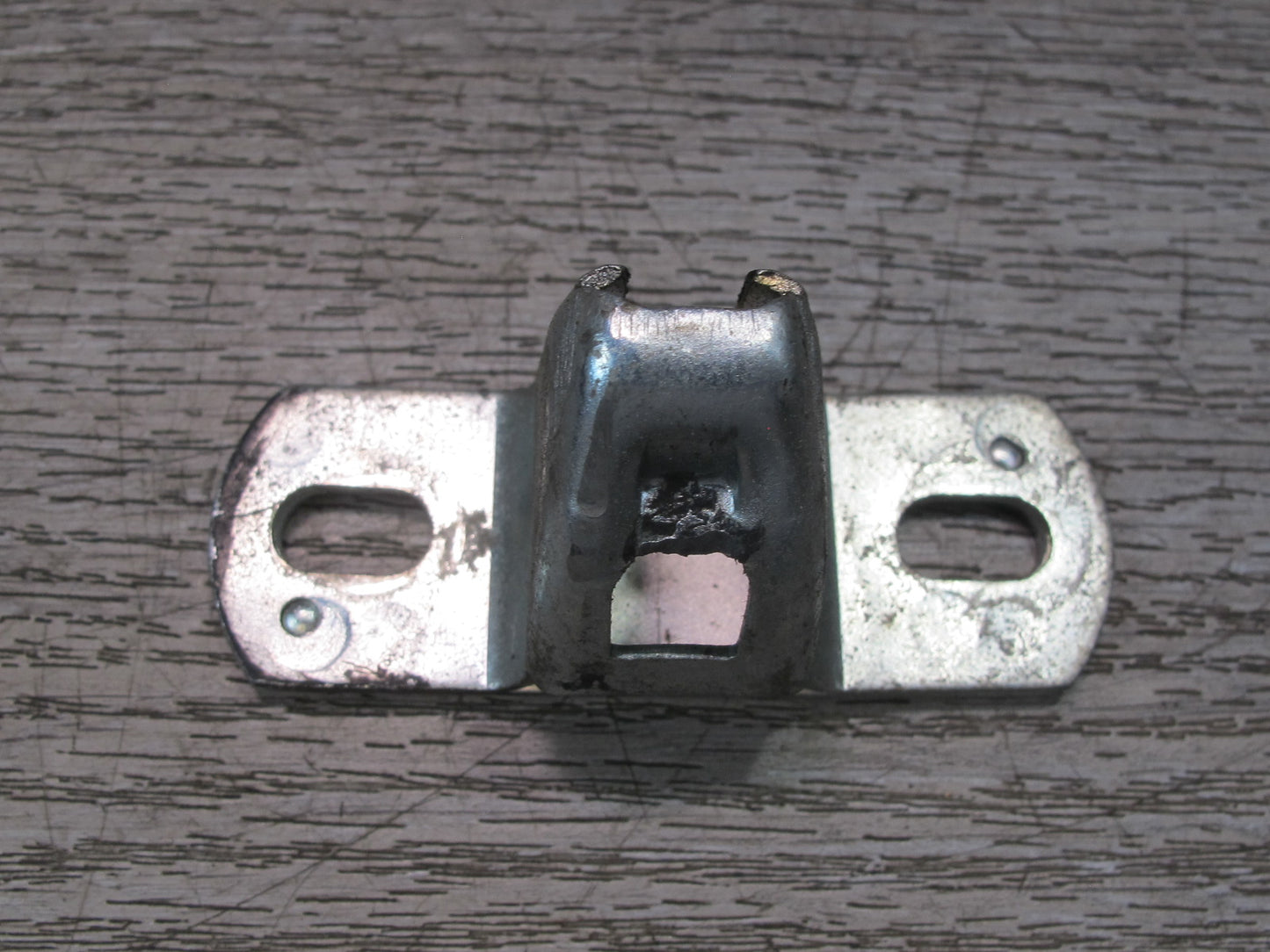 73-89 Mercedes R107 Convertible Soft TOP Lid Cover Latch Striker Set OEM