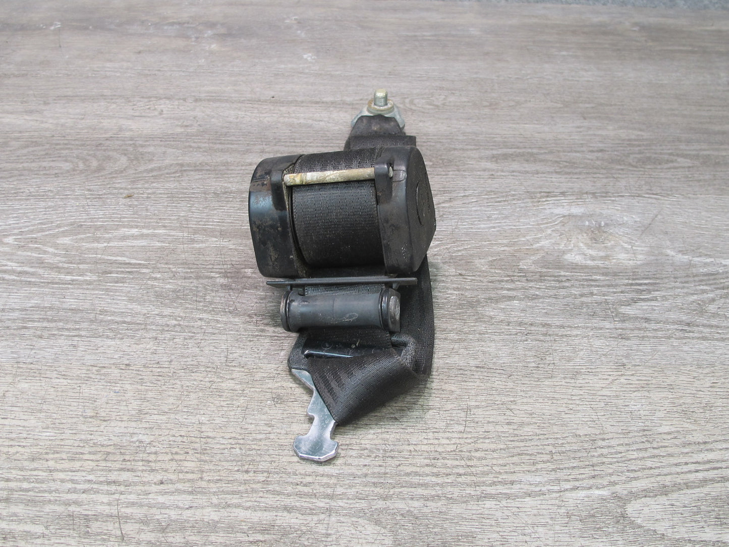 81-85 MERCEDES R107 380SL FRONT RIGHT & LEFT SIDE SEATBELT RETRACTOR SET OEM