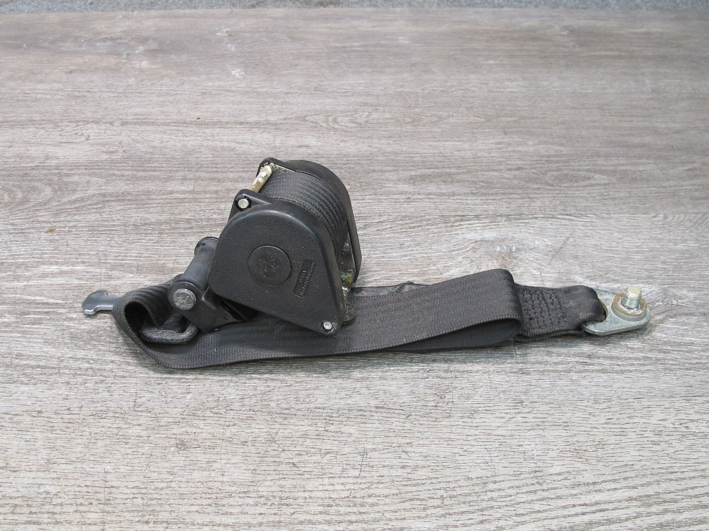 81-85 MERCEDES R107 380SL FRONT RIGHT & LEFT SIDE SEATBELT RETRACTOR SET OEM