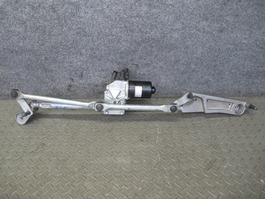 05-11 Mercedes R171 Slk-class Windshield Wiper Transmission Linkage w Motor OEM