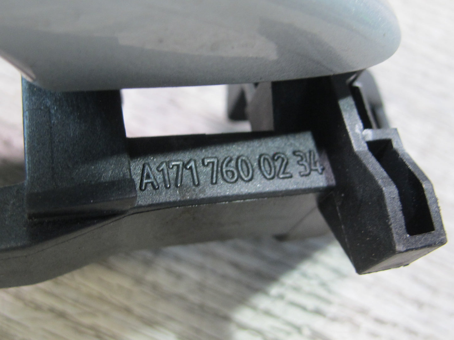 05-11 Mercedes R171 Slk-class Set of 2 Left & Right Door Handle OEM