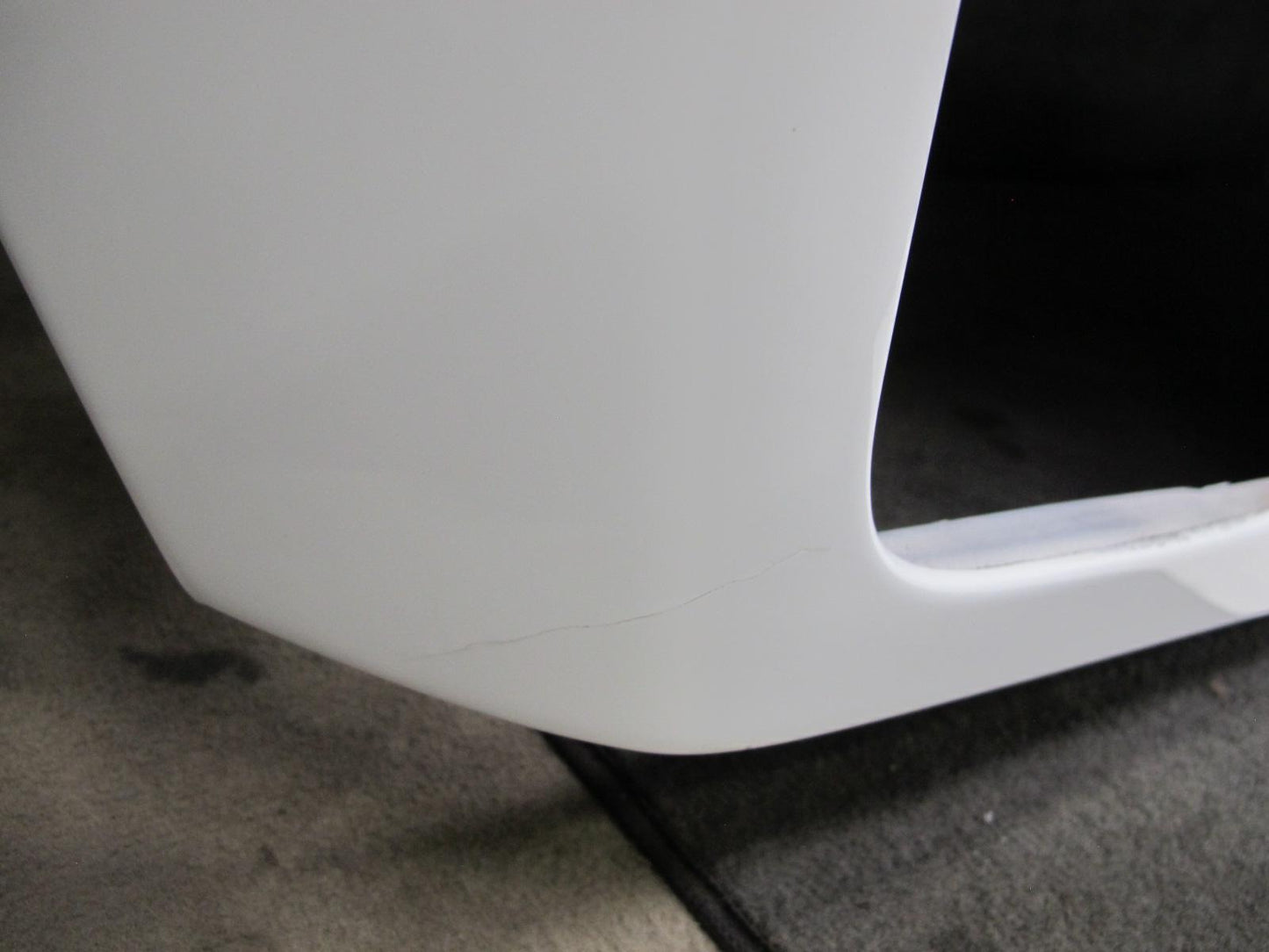 85-96 Chevrolet Corvette C4 Front Hood Bonnet Shell Panel Artic White OEM