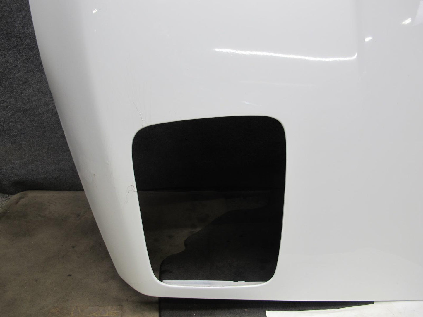 85-96 Chevrolet Corvette C4 Front Hood Bonnet Shell Panel Artic White OEM