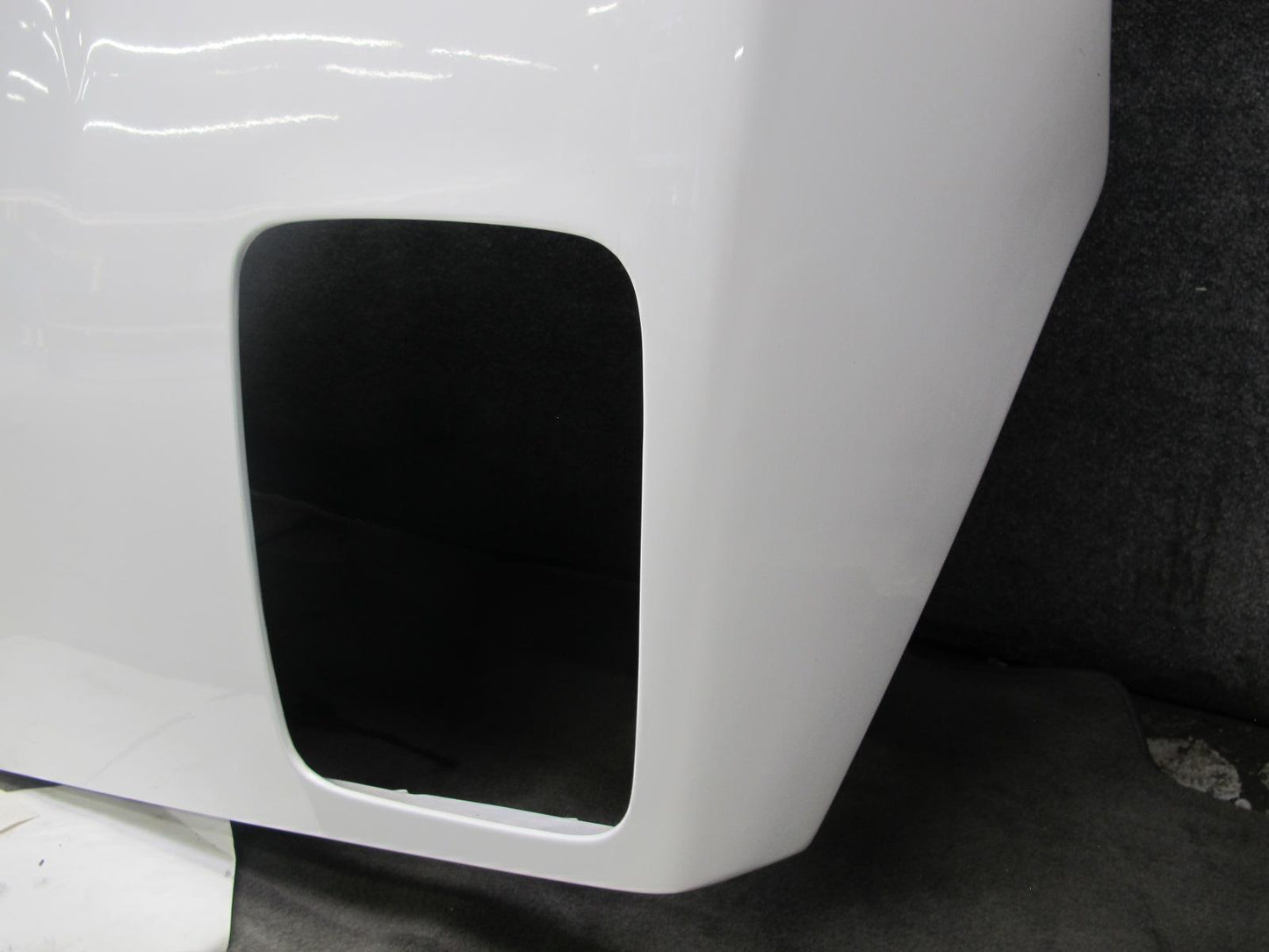 85-96 Chevrolet Corvette C4 Front Hood Bonnet Shell Panel Artic White OEM