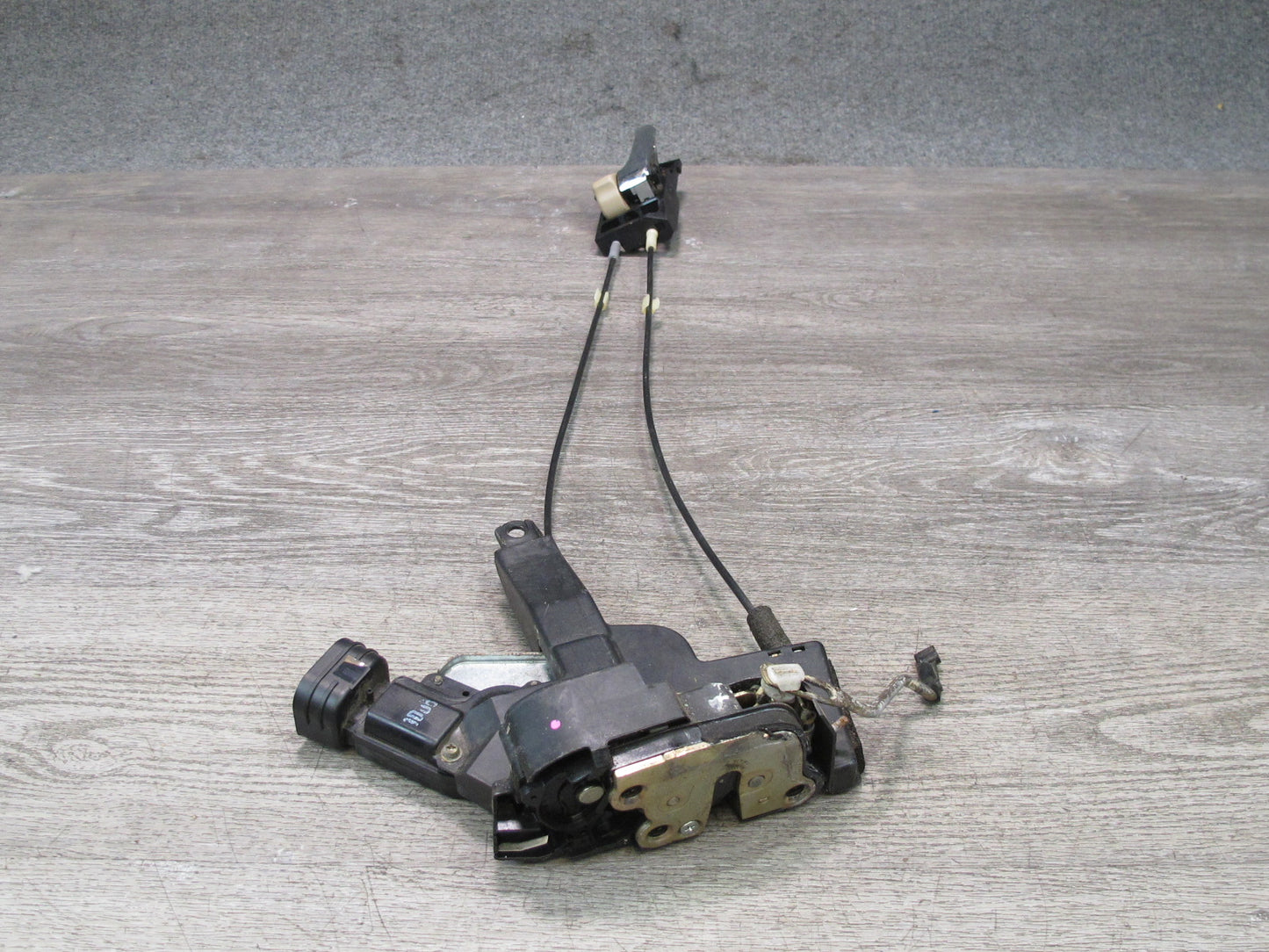 1998-2002 Lexus J100L LX470 Front Left Door Lock Latch Actuator W/ Handle