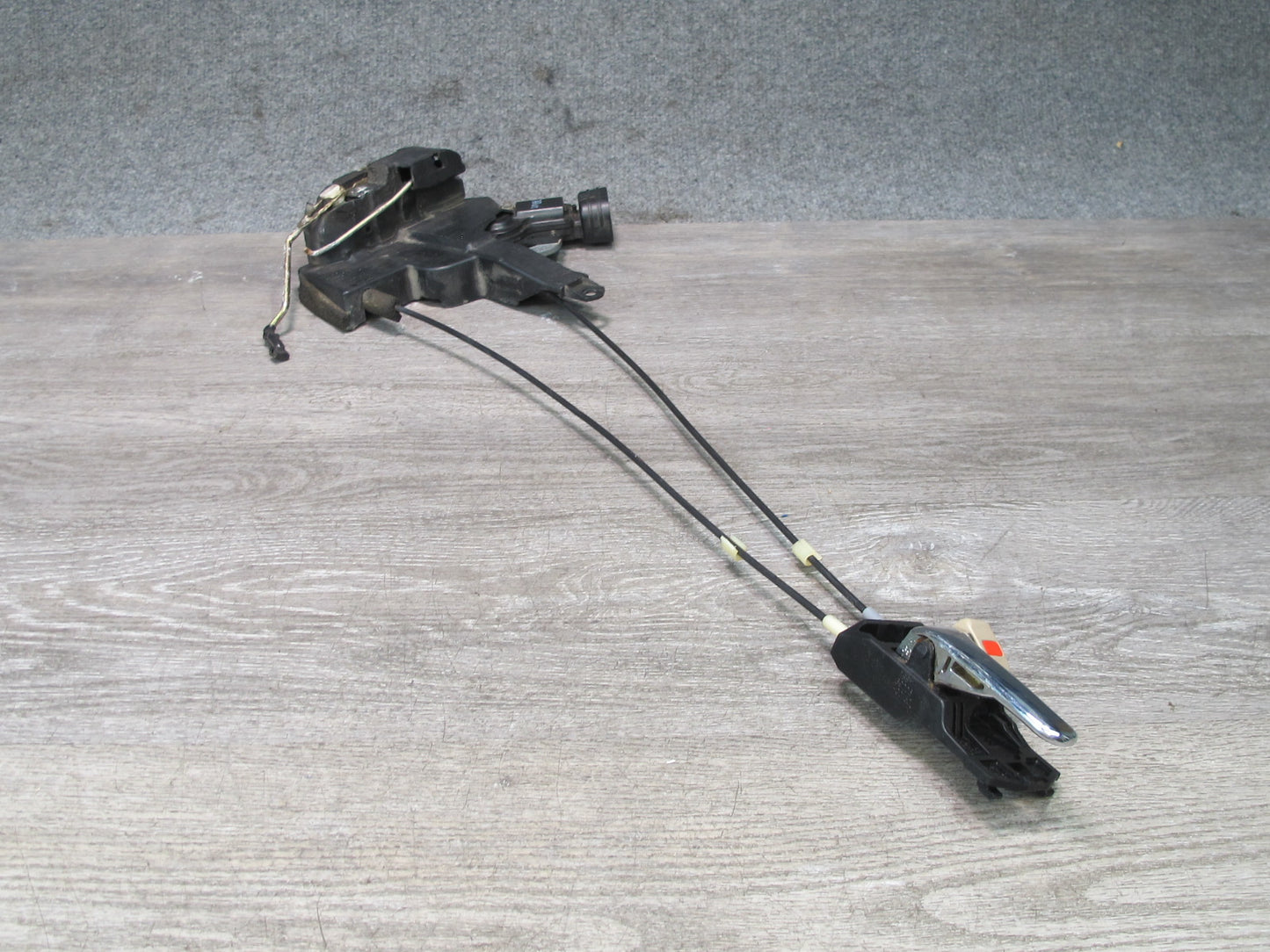 1998-2002 Lexus J100L LX470 Front Left Door Lock Latch Actuator W/ Handle