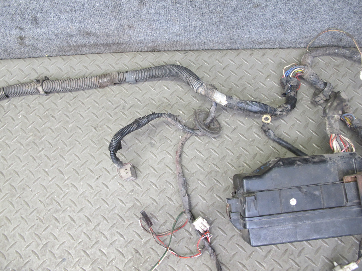 89-90 Toyota Supra MK3 7MGE Engine Bay Wire Wiring Harness w Fuse Relay Box OEM