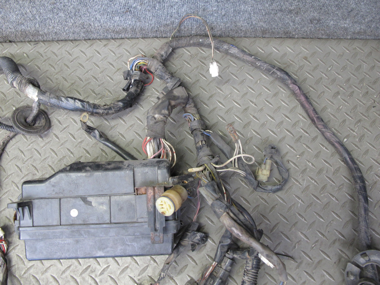 89-90 Toyota Supra MK3 7MGE Engine Bay Wire Wiring Harness w Fuse Relay Box OEM