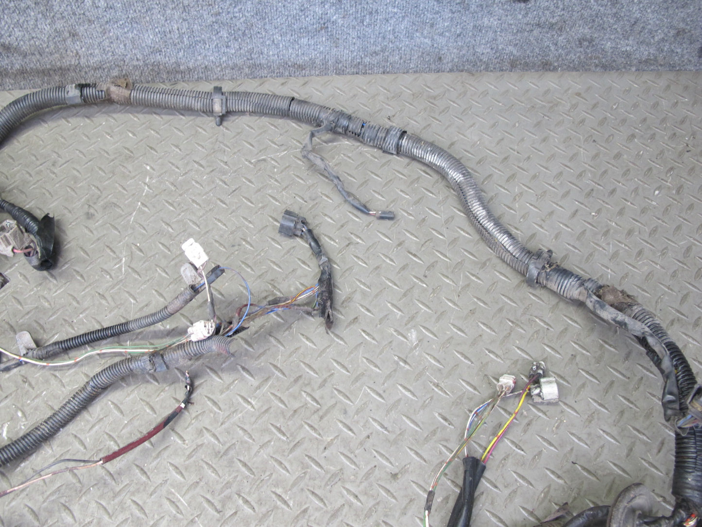 89-90 Toyota Supra MK3 7MGE Engine Bay Wire Wiring Harness w Fuse Relay Box OEM