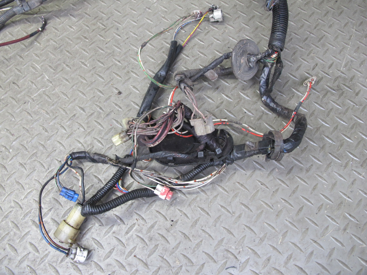 89-90 Toyota Supra MK3 7MGE Engine Bay Wire Wiring Harness w Fuse Relay Box OEM