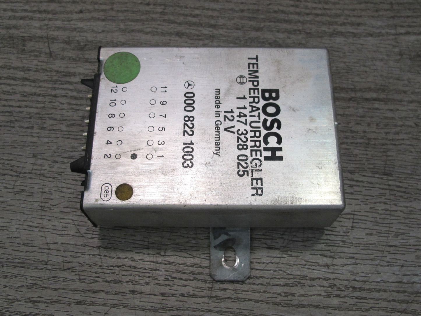 73-89 Mercedes R107 Temperature Regulator Hvac Control Module Unit OEM