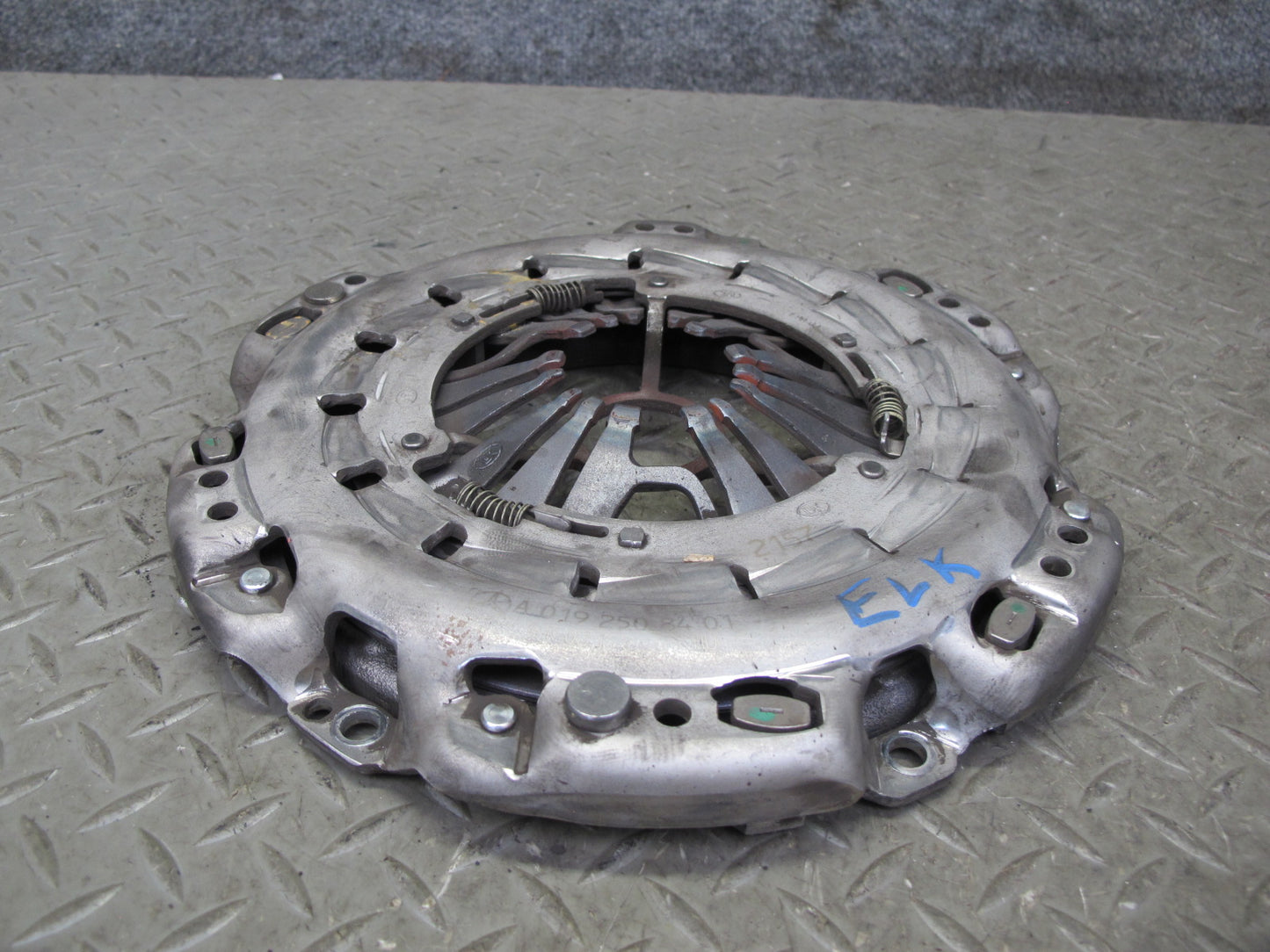 05-08 Mercedes R171 SLK350 M/T Dual Mass Flywheel Flex Plate Clutch KIT Set OEM