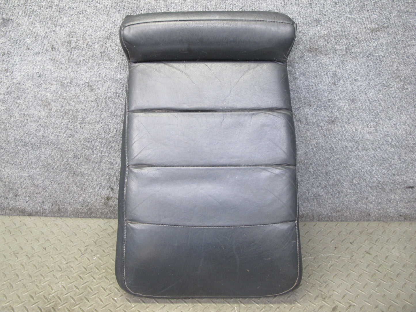 86-88 VW Scirocco MK2 Front Right Seat Lower Centerleather Cushion Black OEM