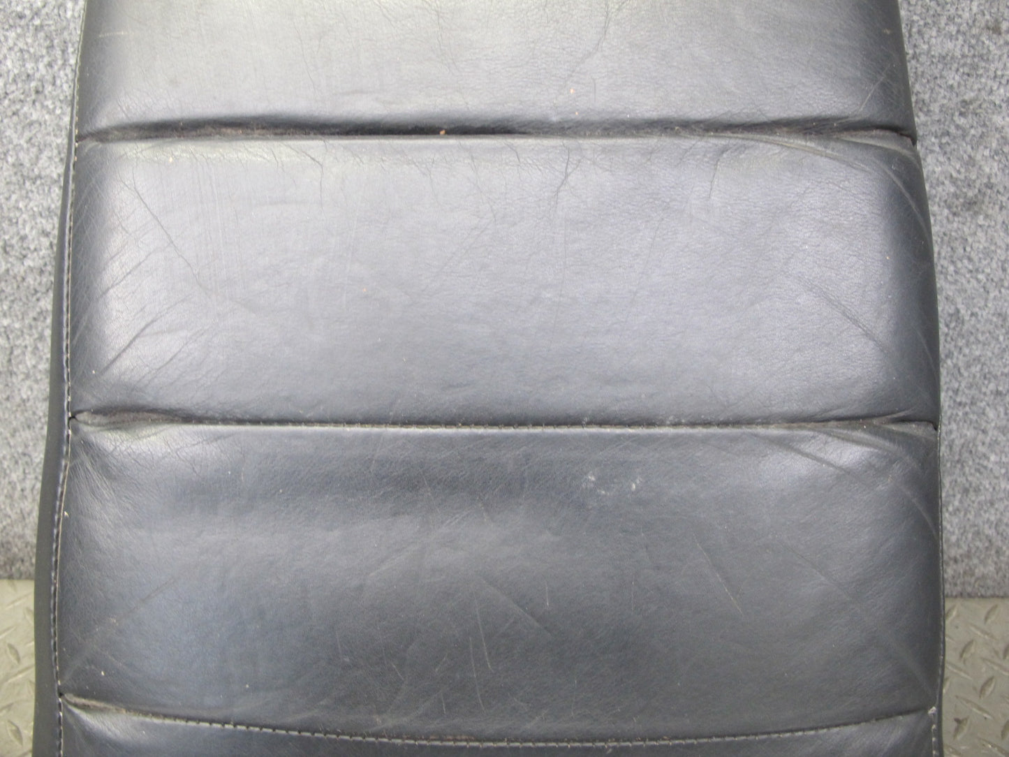 86-88 VW Scirocco MK2 Front Right Seat Lower Centerleather Cushion Black OEM