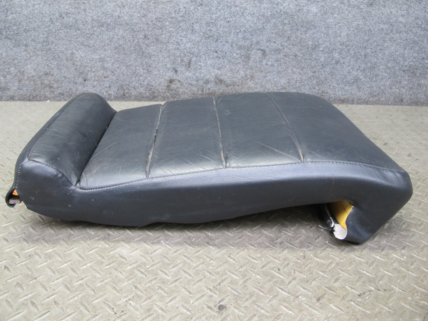 86-88 VW Scirocco MK2 Front Right Seat Lower Centerleather Cushion Black OEM
