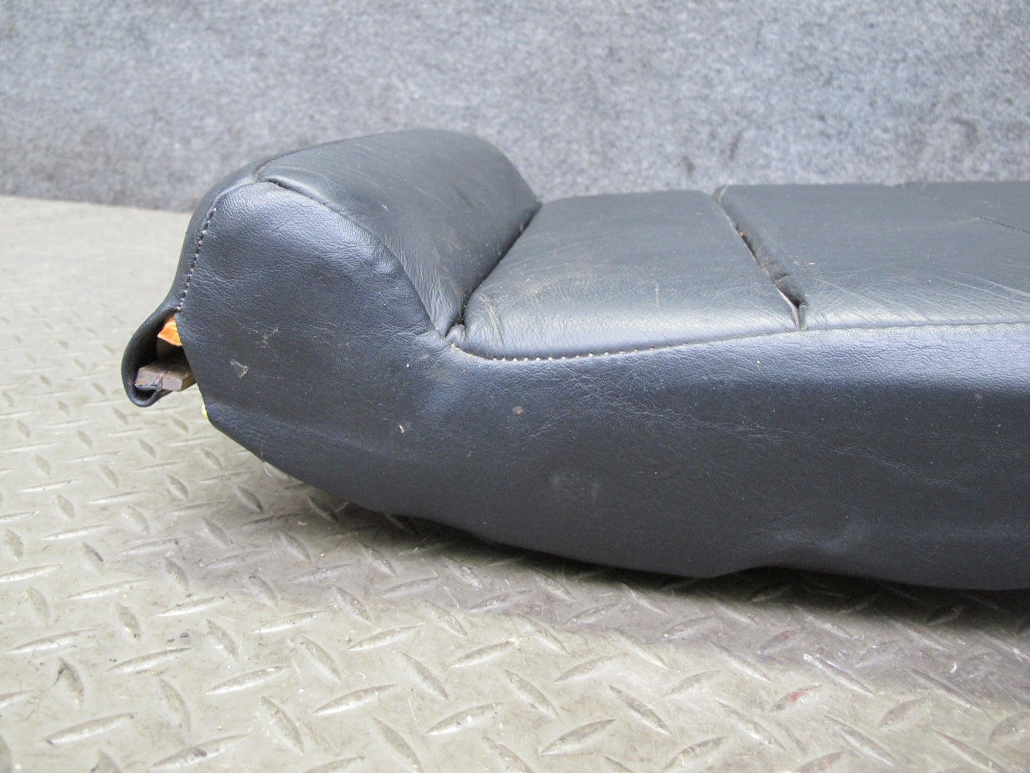86-88 VW Scirocco MK2 Front Right Seat Lower Centerleather Cushion Black OEM