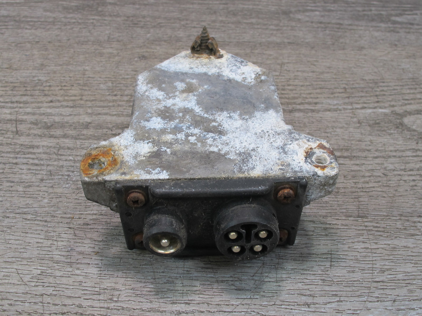 81-85 Mercedes R107 380SL M116 Ignition Control Module 0025452632 OEM