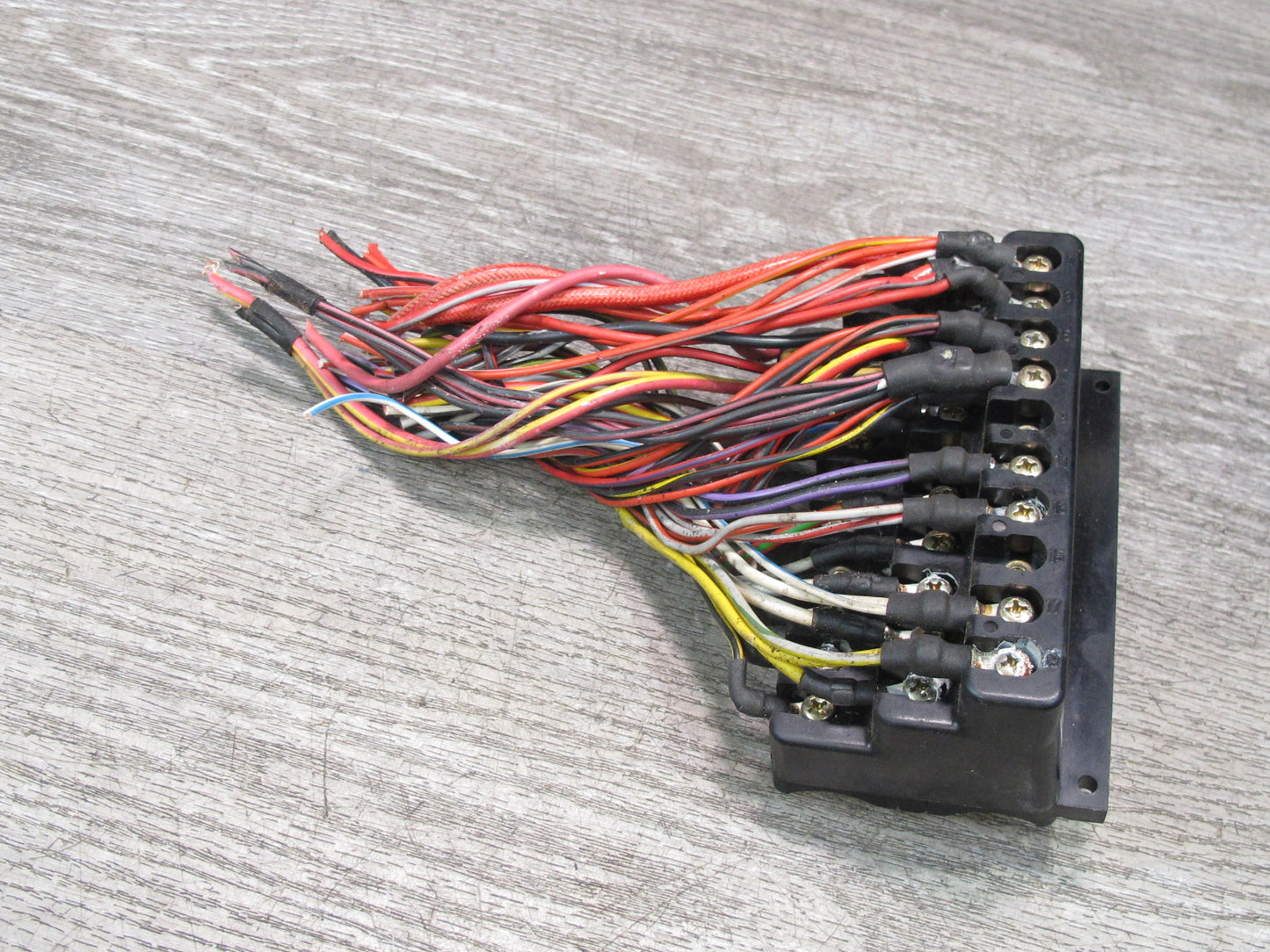73-85 Mercedes R107 Sl-class Fuse Relay Box Module Unit 1075400450 OEM