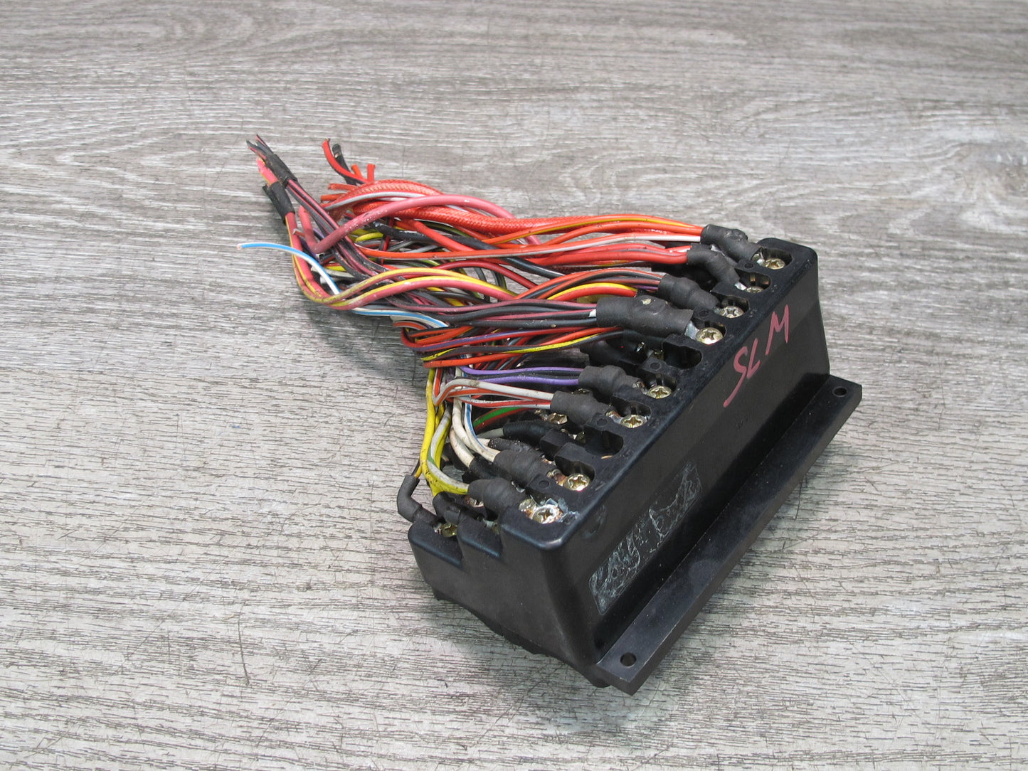 73-85 Mercedes R107 Sl-class Fuse Relay Box Module Unit 1075400450 OEM