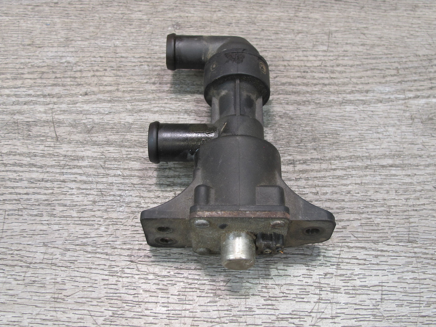 81-85 Mercedes R107 380SL Heater Control Water Valve 0008303484 OEM