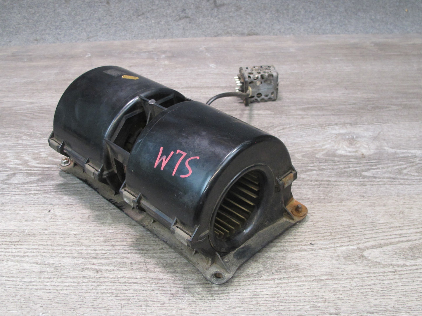 73-85 Mercedes R107 A/C Heater Blower Motor Fan w Resistor OEM