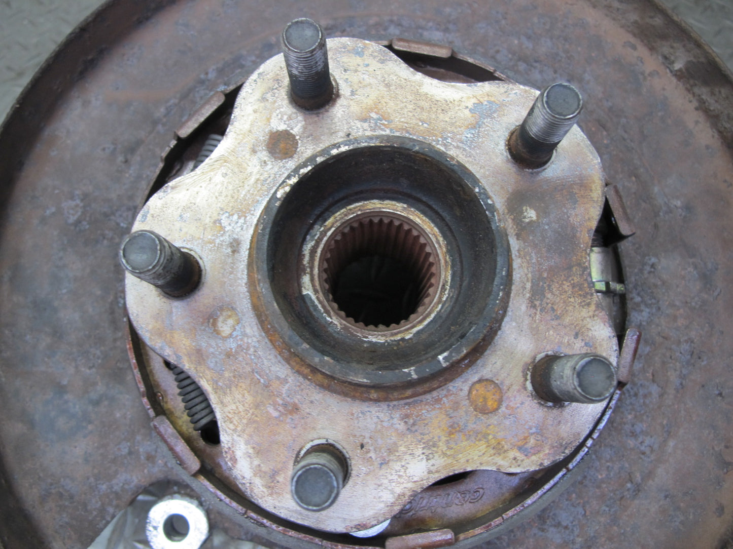 91-96 Nissan Z32 300ZX Turbo Rear Left Spindle Knuckle Wheel Hub Bearing OEM