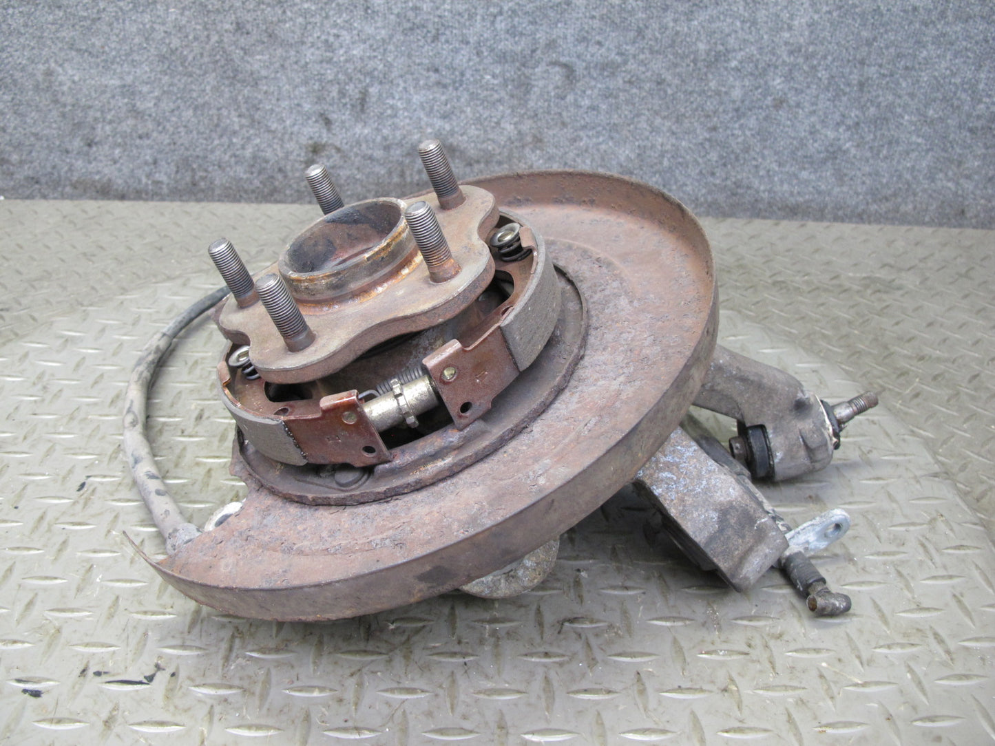 91-96 Nissan Z32 300ZX Turbo Rear Left Spindle Knuckle Wheel Hub Bearing OEM