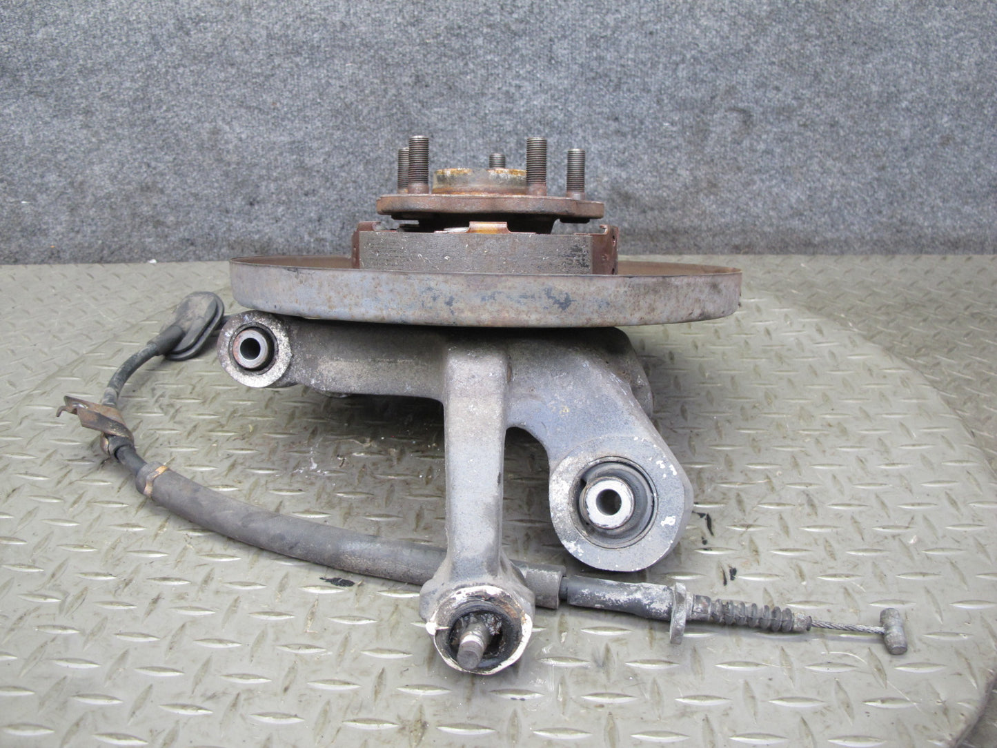 91-96 Nissan Z32 300ZX Turbo Rear Right Spindle Knuckle Wheel Hub Bearing OEM