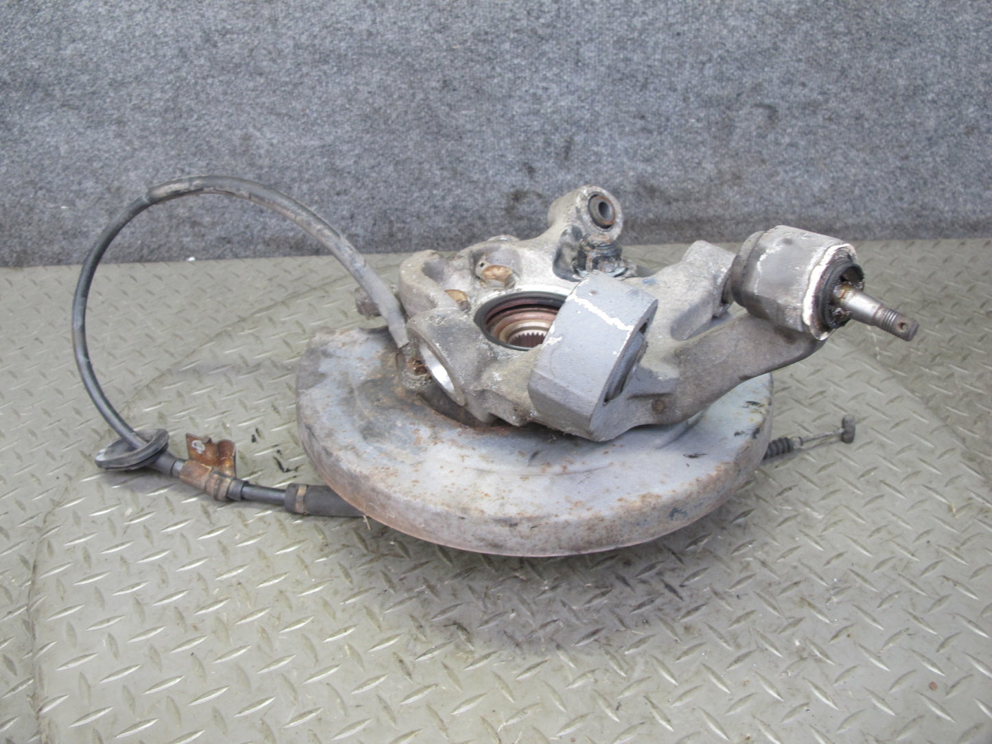 91-96 Nissan Z32 300ZX Turbo Rear Right Spindle Knuckle Wheel Hub Bearing OEM