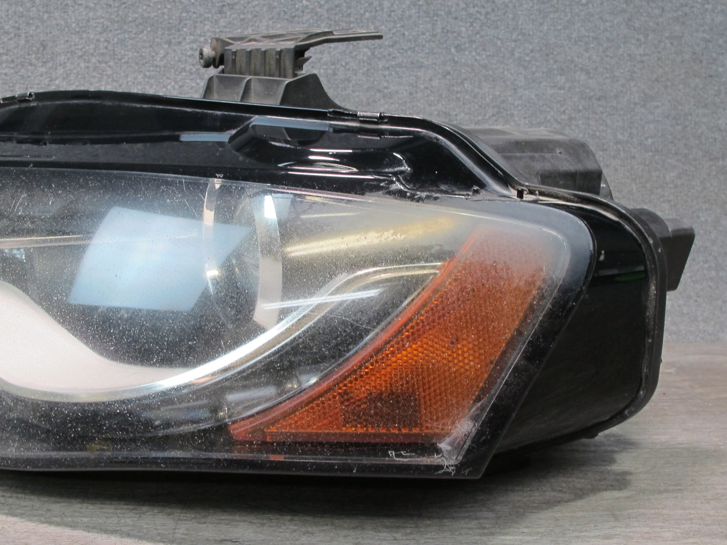 09-12 Audi A4 S4 B8 Front Left Xenon HID Headlight Lamp w AFS OEM