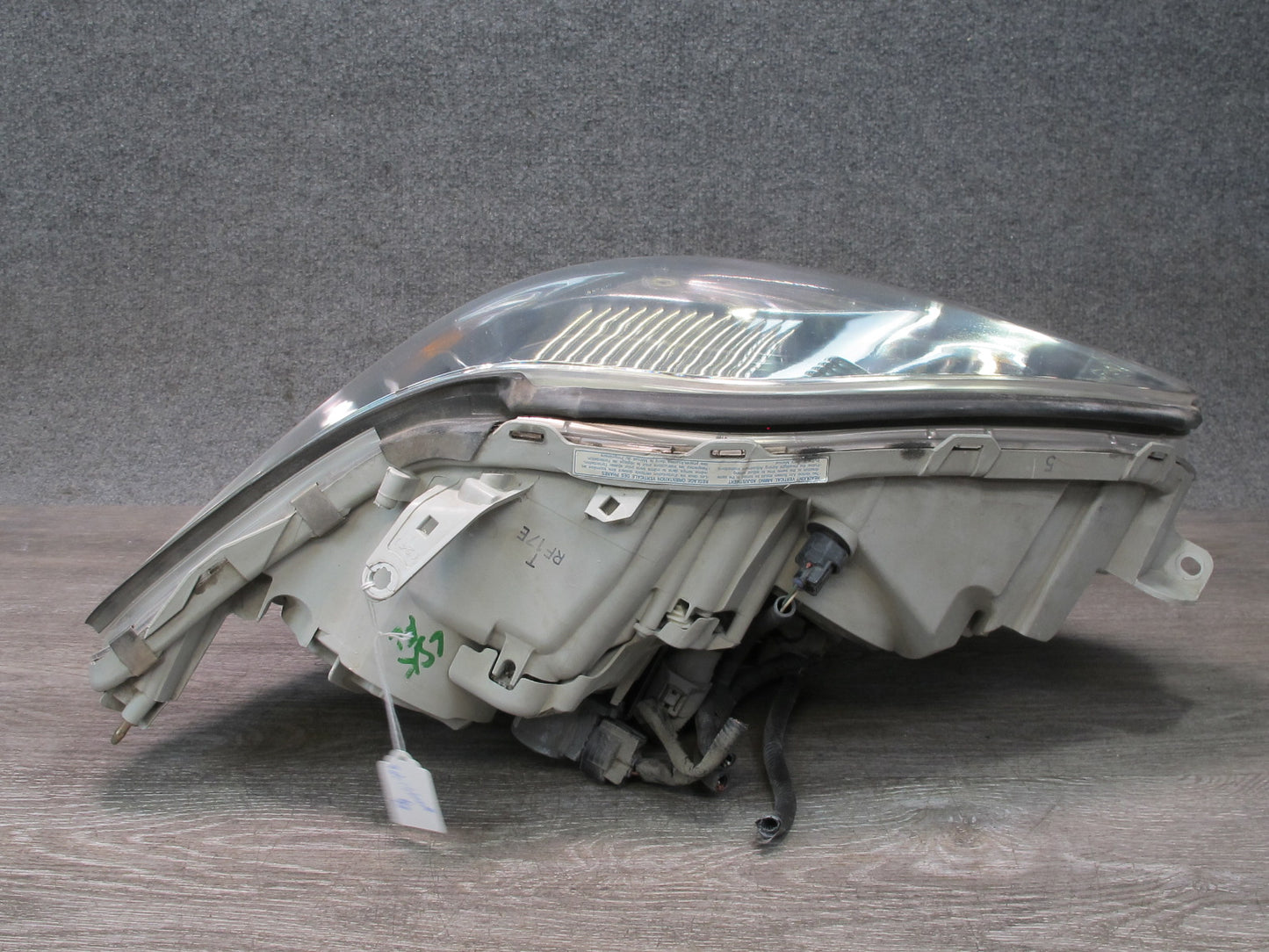 04-06 Lexus UCF30L LS430 Front Left Xenon HID Headlight Lamp OEM