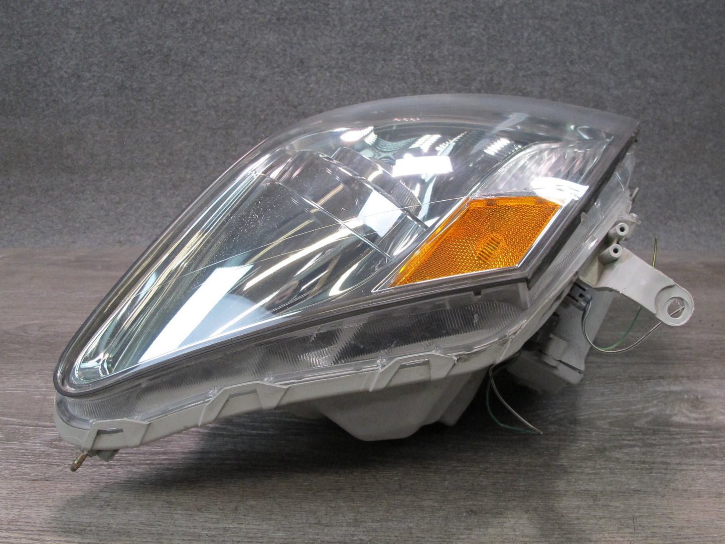 04-06 Lexus UCF30L LS430 Front Right Xenon HID Headlight Lamp OEM
