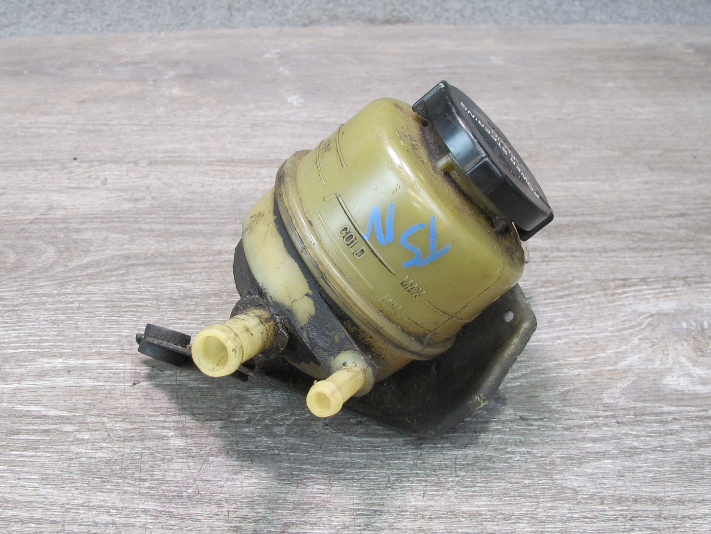 86-92 Toyota Supra MA70L NON Turbo Power Steering Fluid Reservoir w Bracket OEM