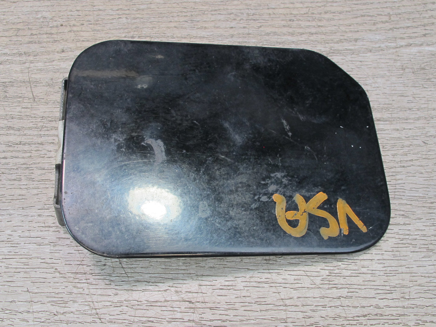 85-88 Volkswagen VW Scirocco Fuel Filler Gas Door Lid Black 321809905 OEM